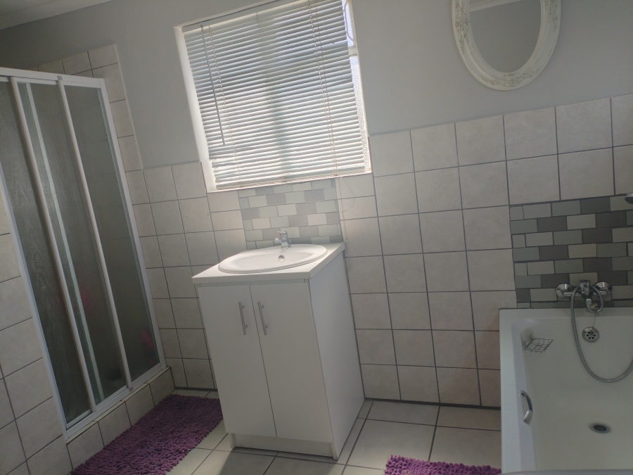 3 Bedroom Property for Sale in Amandelrug Western Cape